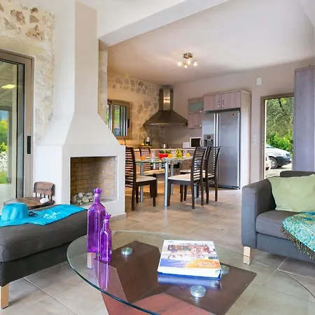 Willa Helona Sun By Ratzaklíon